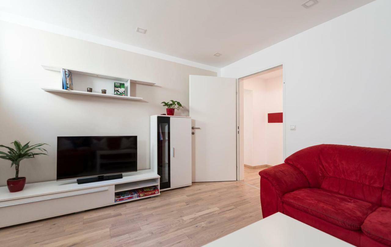 Haus Haslauer Appartement Strobl Buitenkant foto